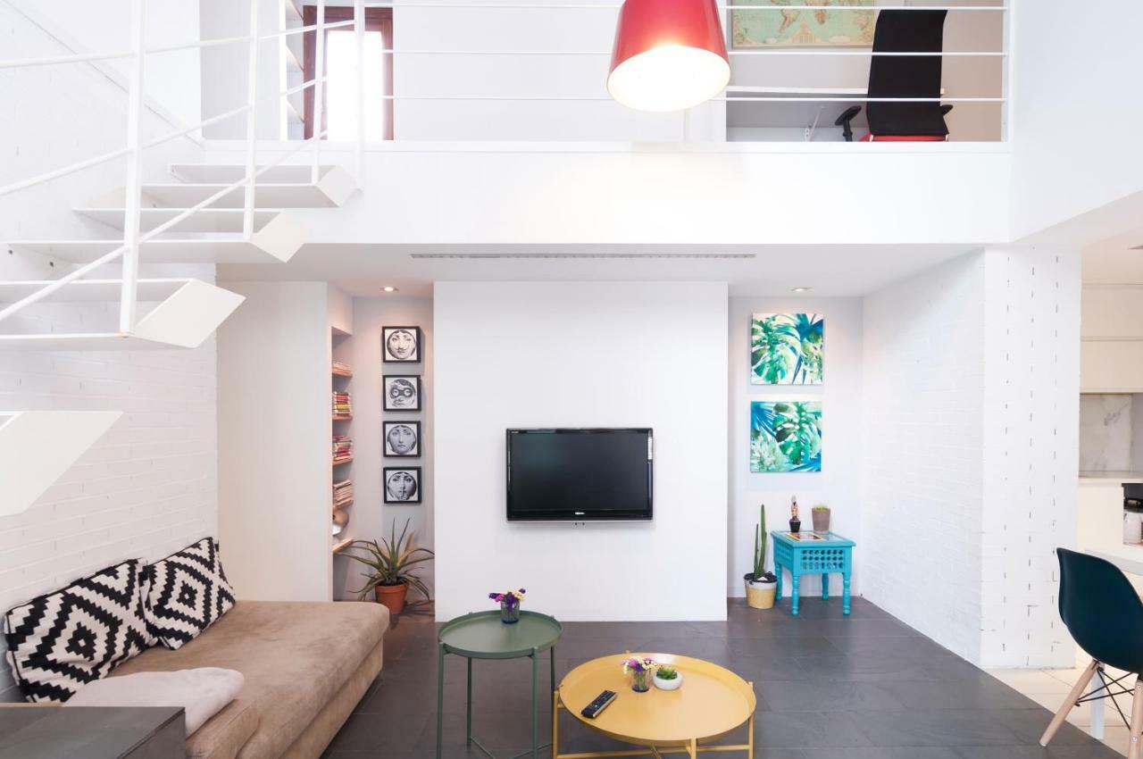 Daire Design And Luminous Duplex In The Old Town Alicante